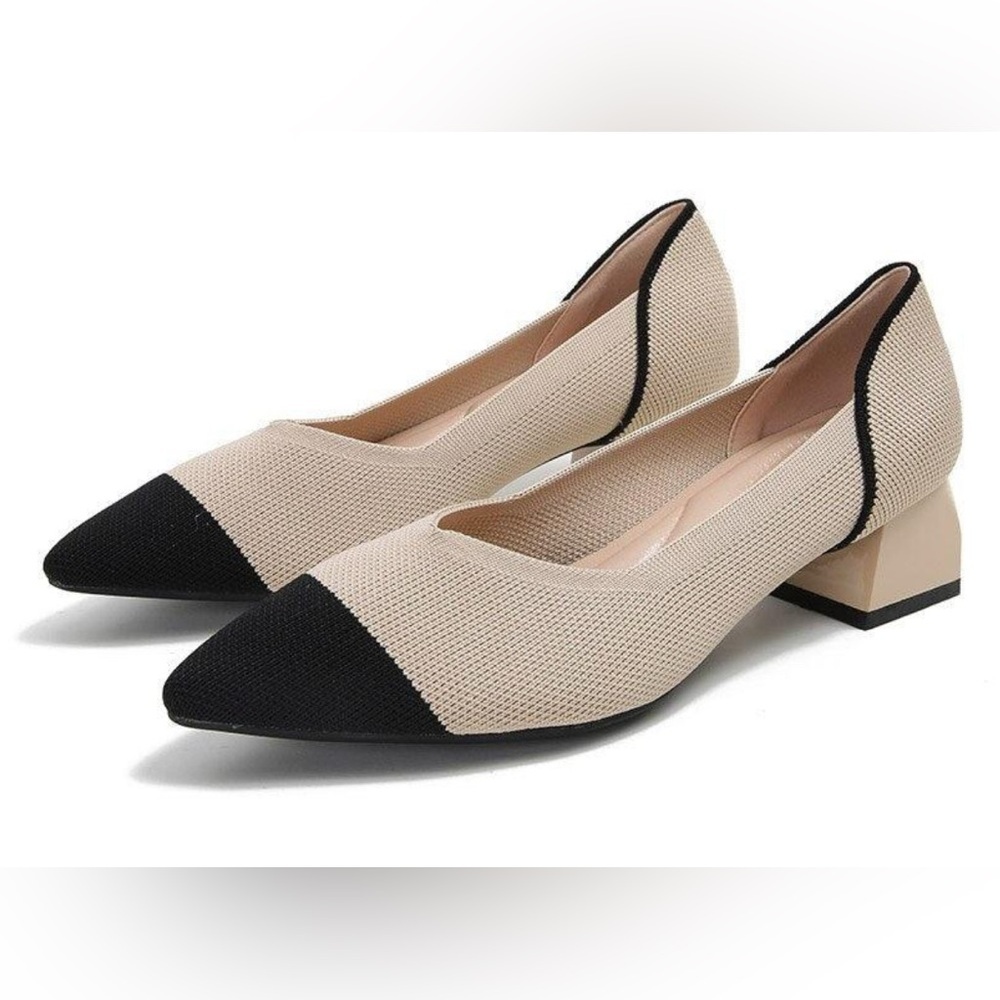 Elegant Beige and Black Knitted Pointed Toe Shoes - Size 255 (8.5)
